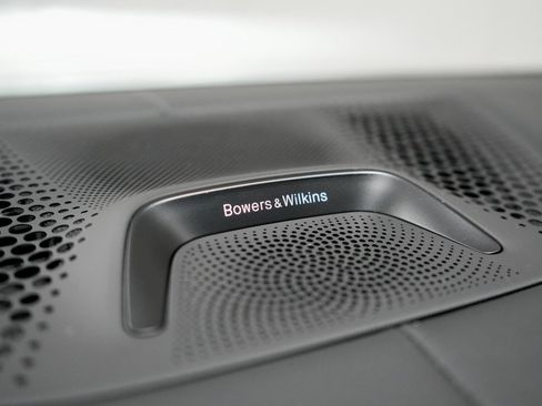 Used 2025 BMW X5 M60i image 41