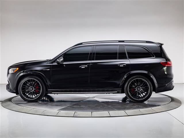 Used 2025 Mercedes-Benz GLS 63 AMG 4MATIC image 2