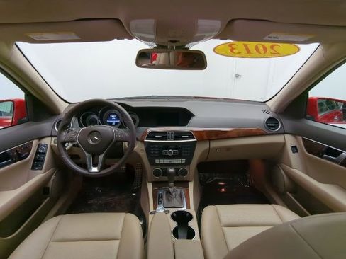 Used 2013 Mercedes-Benz C 300 4MATIC Sedan image 19