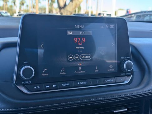 Certified 2023 Nissan Rogue SV image 22