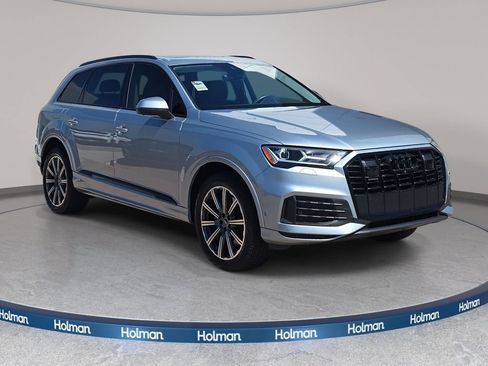 Used 2023 Audi Q7 2.0T Premium Plus w/ Premium Plus Package AWD/4WD image 3