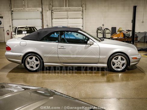 Used 2001 Mercedes-Benz CLK 430 Cabriolet image 8