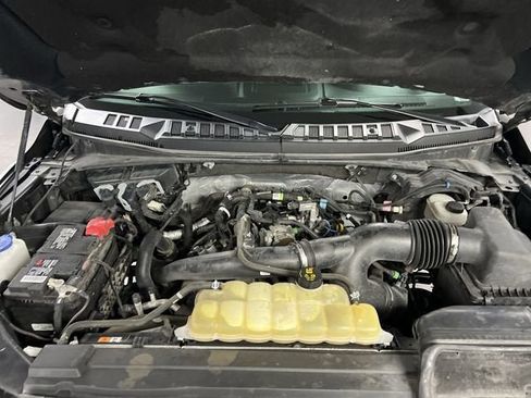 Used 2020 Ford F150 XLT w/ Equipment Group 302A Luxury AWD/4WD image 28
