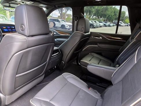 Used 2023 Cadillac Escalade Premium Luxury w/ LPO, Floor Liner Package AWD/4WD image 12