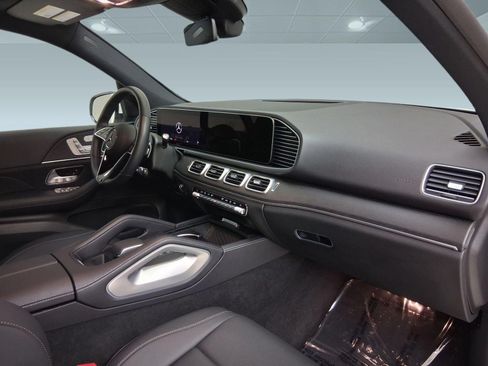 Used 2024 Mercedes-Benz GLE 350 4MATIC image 36