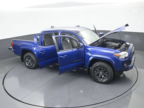 Used 2022 Toyota Tacoma SR5 RWD image 56