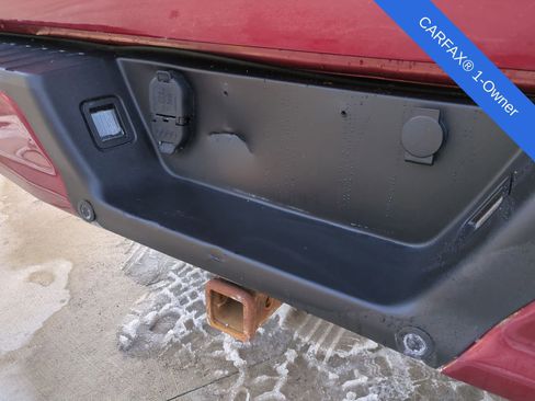 Used 2015 Ford F150 Platinum w/ Equipment Group 701A Luxury image 39