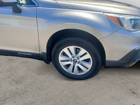 Used 2016 Subaru Outback 2.5i Premium AWD/4WD image 14