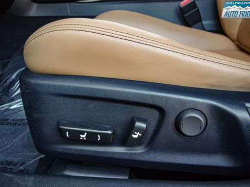 Used 2018 Lexus IS 300 4D Sedan AWD w/ Premium Package image 12