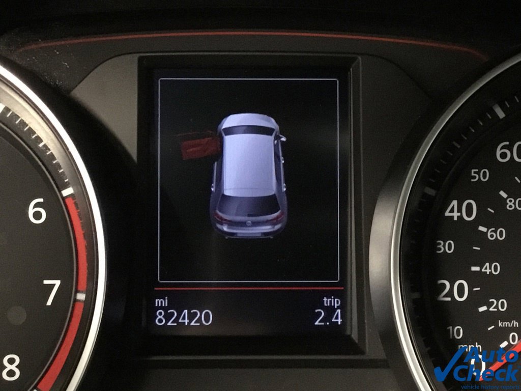 Used 2017 Volkswagen GTI SE FWD image 42