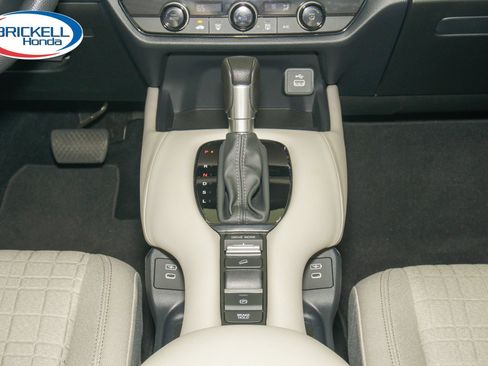 Certified 2024 Honda HR-V LX image 25