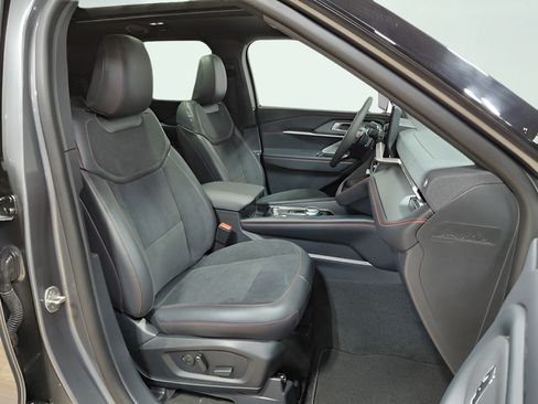 Used 2026 Ford Explorer ST AWD/4WD image 27