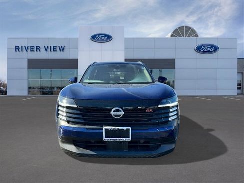 Used 2025 Nissan Kicks SR w/ SR Premium Package image 2