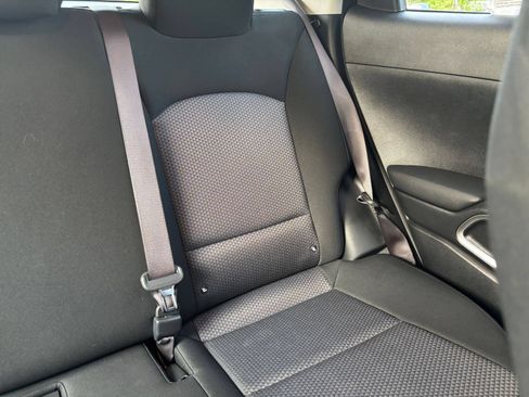 Used 2025 Kia Soul LX w/ LX Technology Package FWD image 34