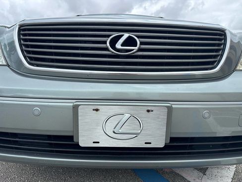 Used 2003 Lexus LS 430 RWD image 32