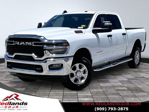 Certified 2025 RAM 2500 Big Horn AWD/4WD image 1