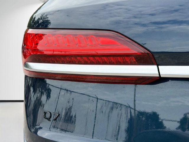 Used 2025 Audi Q7 2.0T Premium AWD/4WD image 10