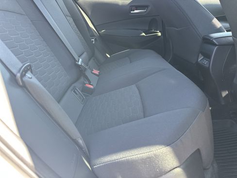 Used 2023 Toyota Corolla SE image 16