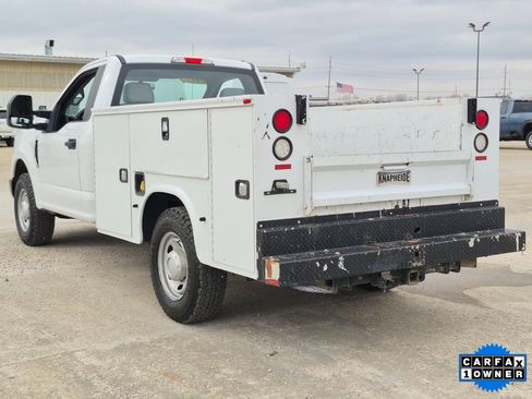 Used 2017 Ford F250 XL image 5