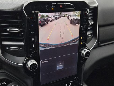 New 2026 RAM 1500 2WD Crew Cab image 17