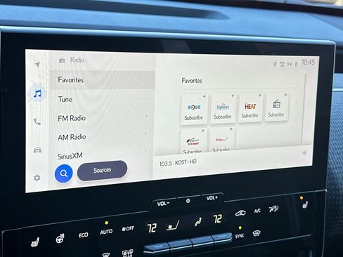Certified 2023 Subaru Solterra AWD image 18