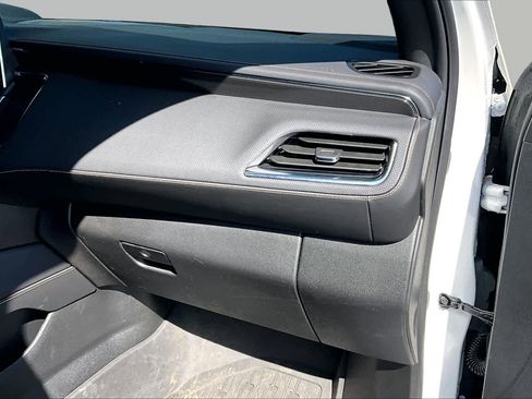 Used 2024 GMC Yukon AT4 w/ AT4 Premium Plus Package AWD/4WD image 20