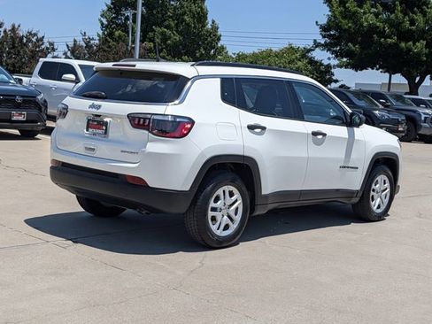 Used 2021 Jeep Compass Sport FWD image 5