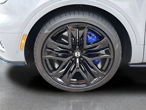 New 2026 Bentley Bentayga Speed AWD/4WD image 6