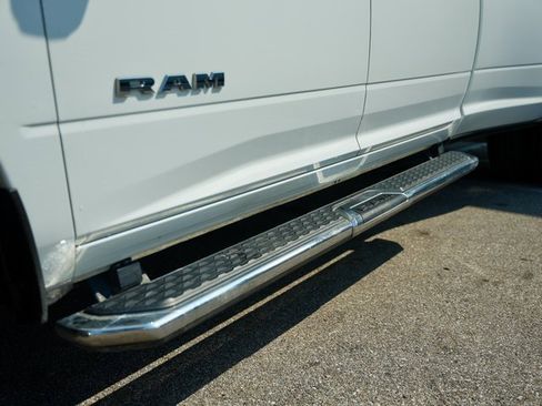 Used 2024 RAM 3500 Big Horn image 29