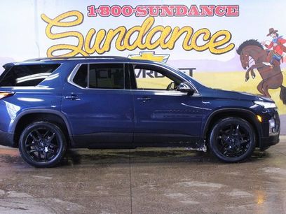 Used 2023 Chevrolet Traverse LT