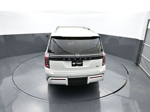 New 2026 Nissan Armada SL w/ Captain's Chari Seat Package AWD/4WD image 18