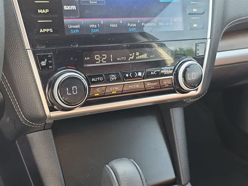 Used 2019 Subaru Outback 2.5i Touring AWD/4WD image 23