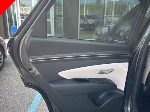 Used 2024 Hyundai Tucson Limited image 7