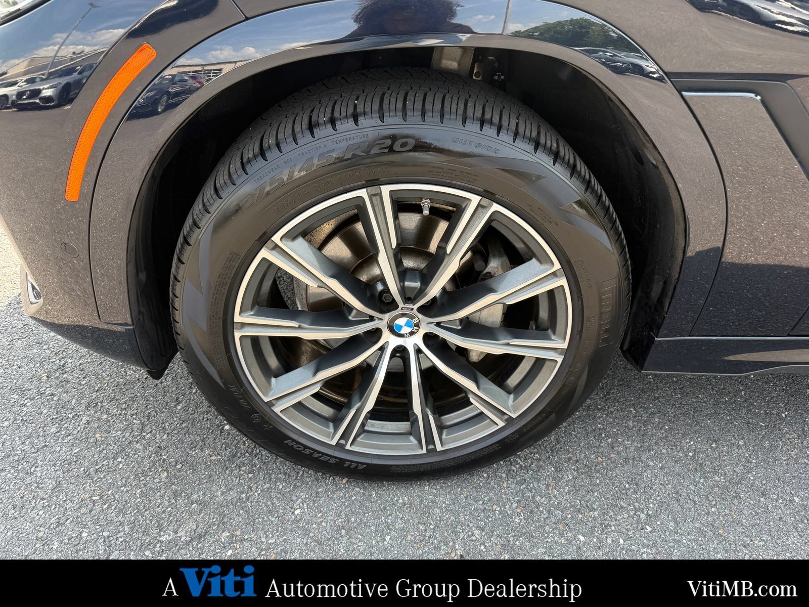 Used 2021 BMW X6 xDrive40i w/ M Sport Package AWD/4WD image 12