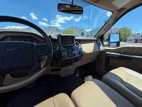 Used 2014 Ford F350 Lariat w/ Lariat Ultimate Package AWD/4WD image 18