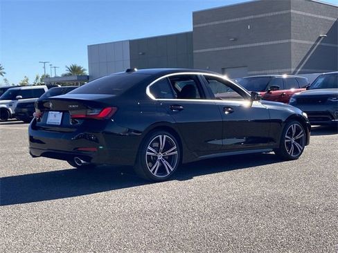 Certified 2024 BMW 330i 330i w/ Convenience Package image 7