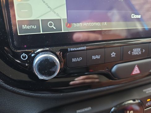 Certified 2025 Kia Soul EX FWD image 15