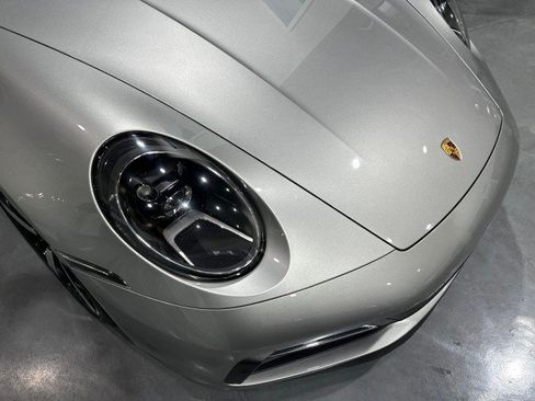 Used 2021 Porsche 911 Carrera S RWD image 12