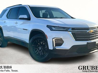 Used 2022 Chevrolet Traverse LT