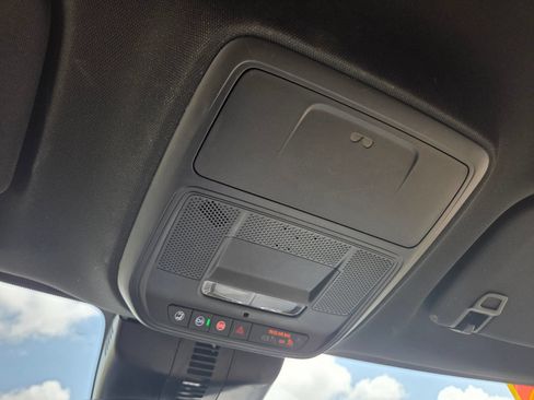 Used 2026 Buick Enclave Preferred FWD image 38
