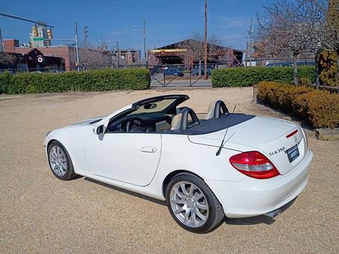 Used 2005 Mercedes-Benz SLK 350 image 12