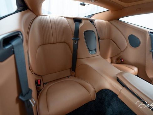 Used 2020 Aston Martin DB11 AMR image 44