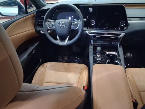 Used 2025 Lexus RX 350 FWD w/ Technology Package image 8