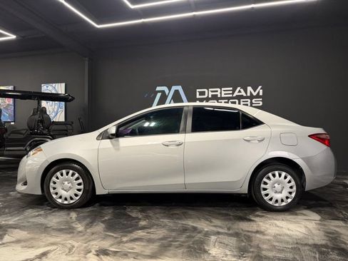Used 2019 Toyota Corolla LE FWD image 8