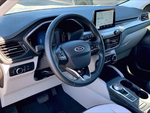 Certified 2024 Ford Escape Active image 16