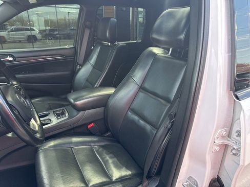 Used 2020 Jeep Grand Cherokee High Altitude AWD/4WD image 10
