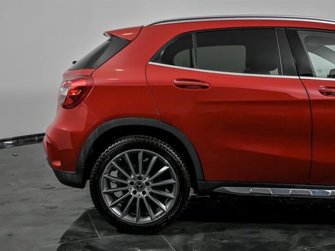 Used 2018 Mercedes-Benz GLA 250 image 11