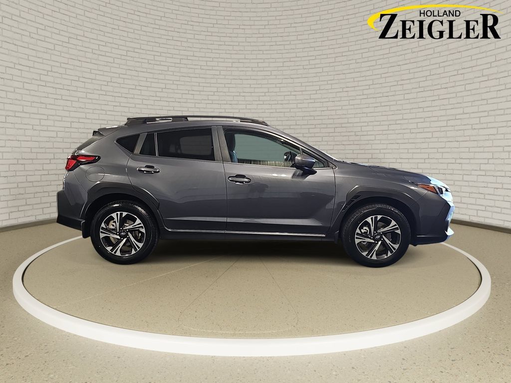 Used 2024 Subaru Crosstrek 2.0i Premium AWD/4WD image 4