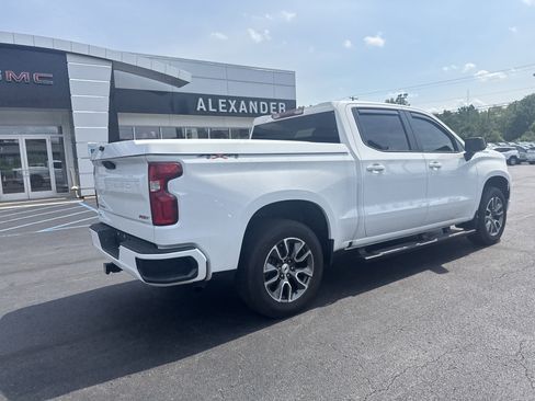 Used 2024 Chevrolet Silverado 1500 RST image 3