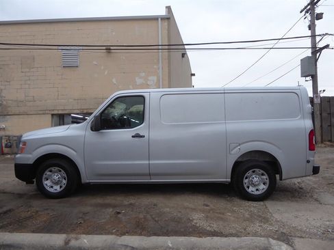 Used 2012 Nissan NV 2500 S w/ Side Curtain Airbag Pkg image 4